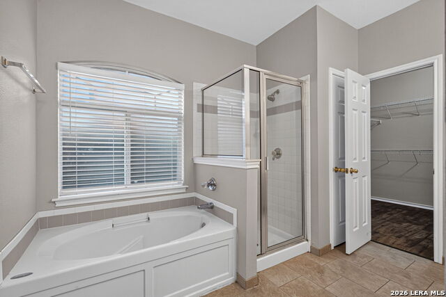 2829 Berry Trace Property Photo 27