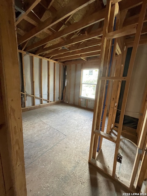 328 Primrose Property Photo 10