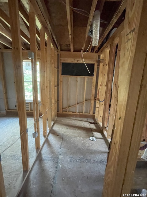 328 Primrose Property Photo 11