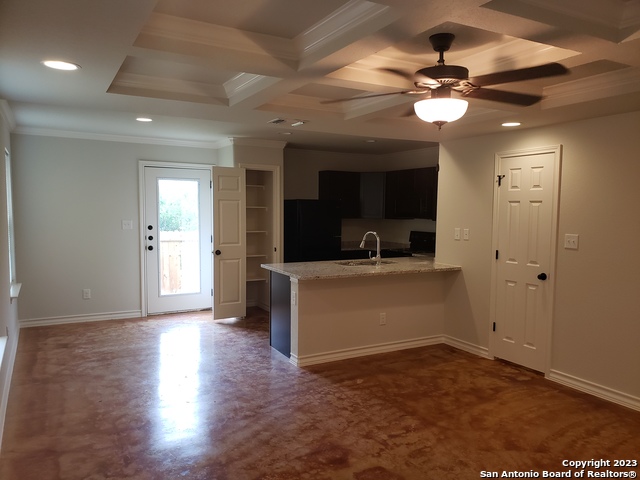 7310 Colina Way Property Photo 3