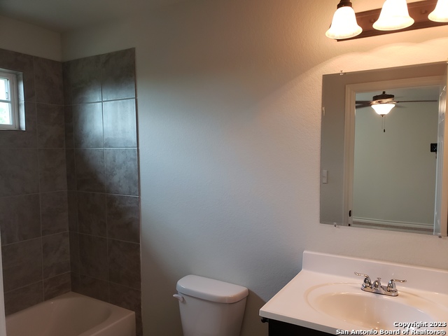 7310 Colina Way Property Photo 7