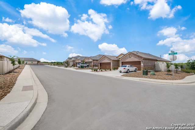1137 Burek Cross Property Photo 24