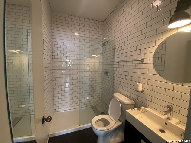 502 Eager Property Photo 8