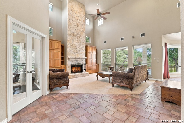 855 Lantana Rdg Property Photo 4