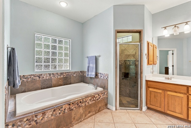 855 Lantana Rdg Property Photo 14
