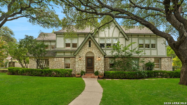 137 Park Dr Property Photo 4