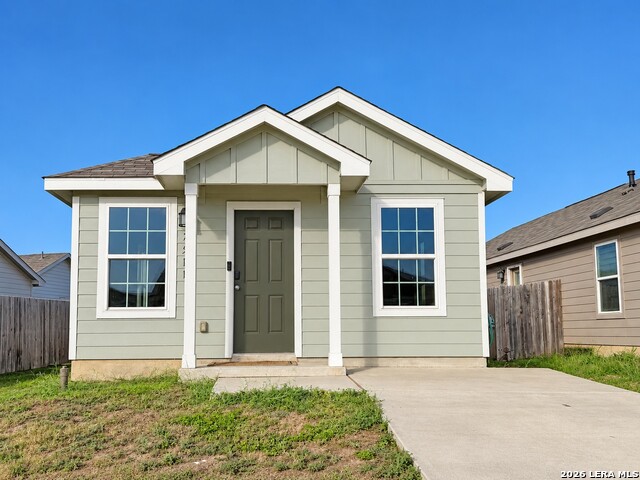 7511 Silos Property Photo 1
