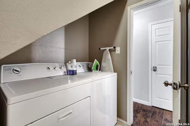 10218 Barron Fld Property Photo 29