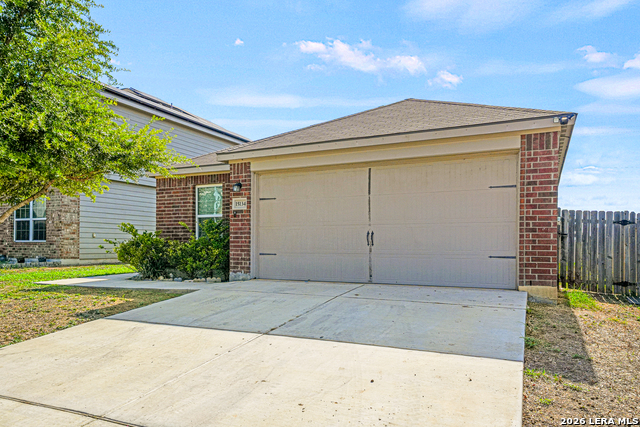 15134 Silver Tree Property Photo 2