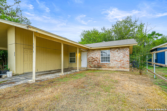 306 N Seguin Rd Property Photo 1