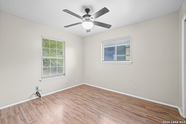 306 N Seguin Rd Property Photo 9