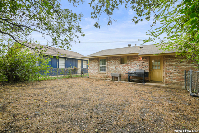 306 N Seguin Rd Property Photo 16
