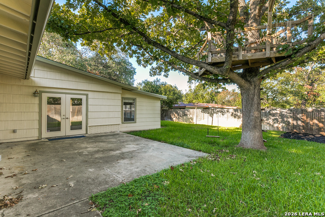 327 Calumet Pl Property Photo 23