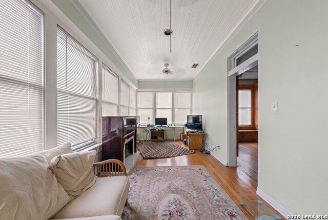 112 E Mistletoe Ave Property Photo 24