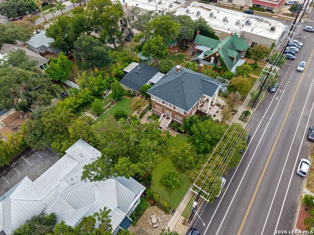 112 E Mistletoe Ave Property Photo 39