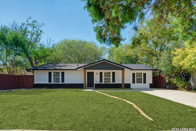 7334 GLEN BRK Property Photo 1