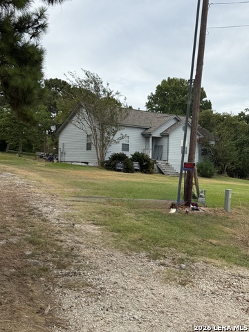 211 E Commercial Ave Property Photo 1