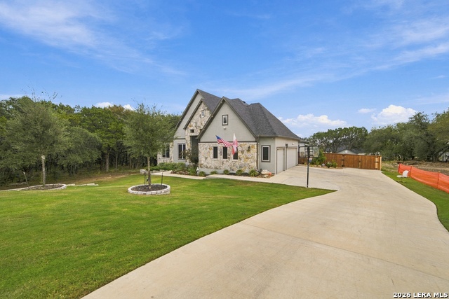 8576 Benclare Property Photo 1