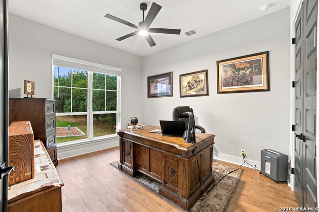 8576 Benclare Property Photo 14