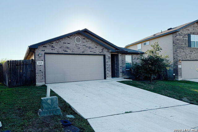 2610 Wentwood Run Property Photo 2