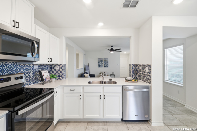 11738 Black Rose Property Photo 3