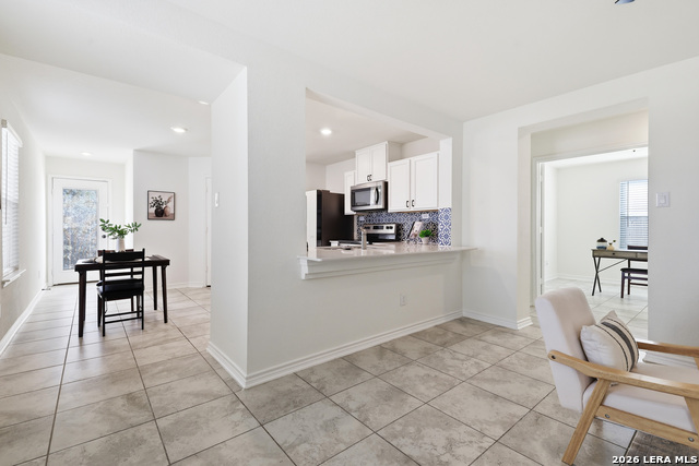 11738 Black Rose Property Photo 7