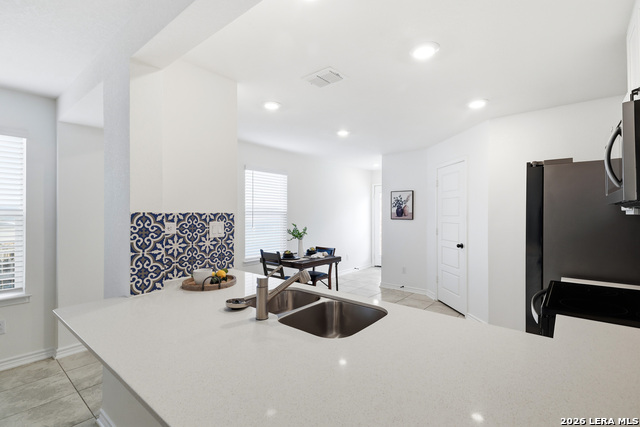 11738 Black Rose Property Photo 9