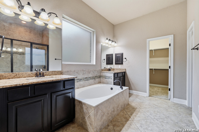 27115 Smokey Chase Property Photo 9