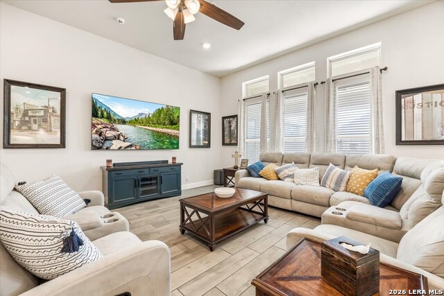 345 Misty Sails Property Photo 21