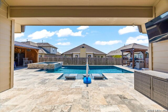 345 Misty Sails Property Photo 43