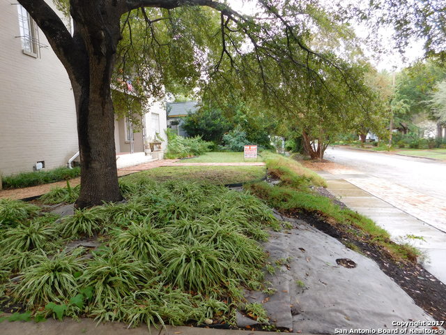 431 Fulton Ave Property Photo 2