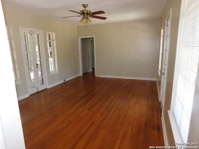 431 Fulton Ave Property Photo 4