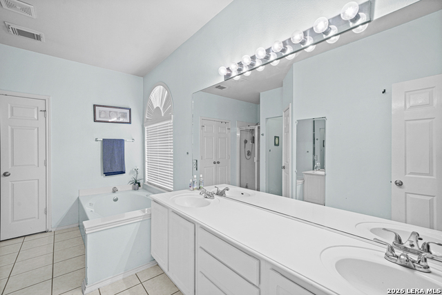 20906 Encino Dawn Property Photo 23