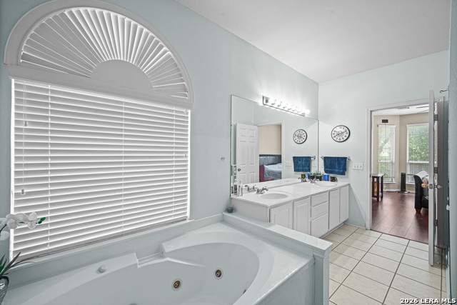 20906 Encino Dawn Property Photo 25