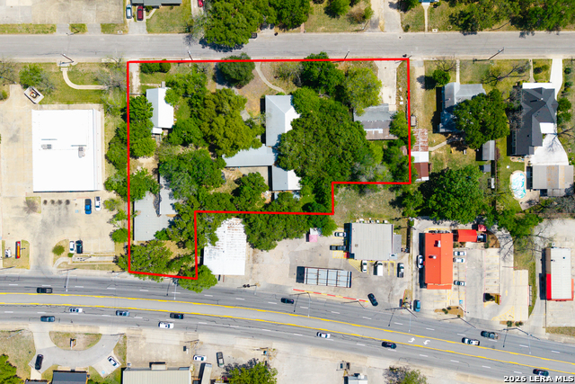 725 S Brazos St Property Photo 4