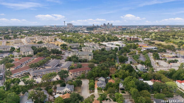 211 Eleanor Property Photo 26