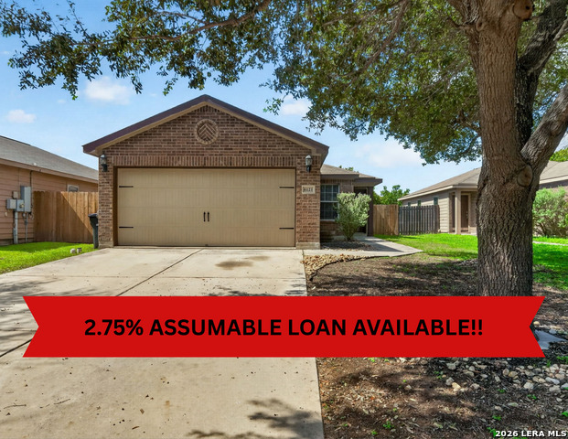 6121 Luckey Run Property Photo 1