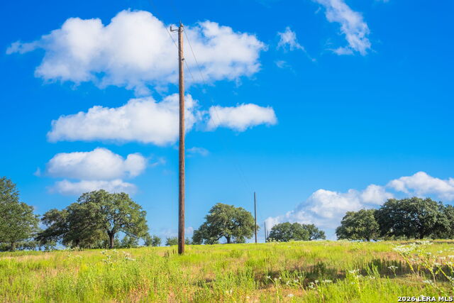 5541-a W Us Highway 290 Property Photo 8