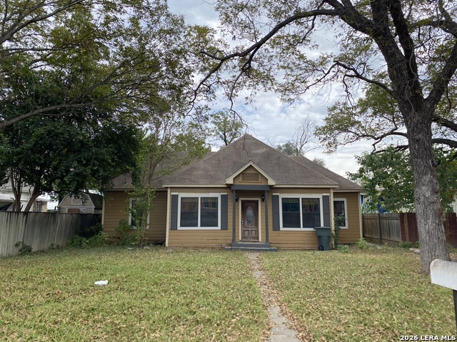 311 W Garden Property Photo 1