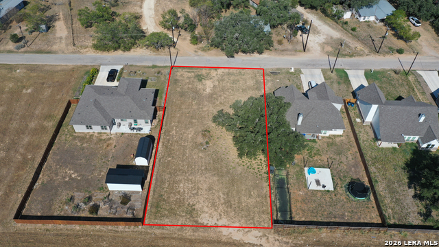 1108 Devine Dr Property Photo 2