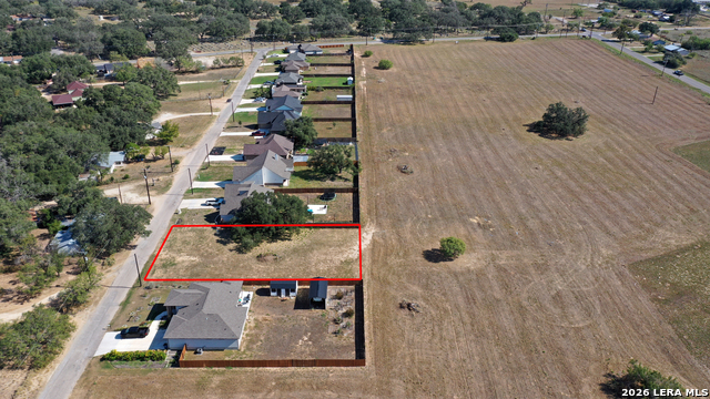1108 Devine Dr Property Photo 3