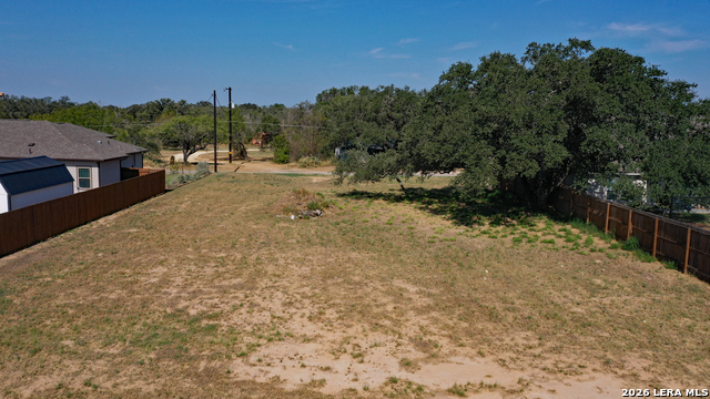 1108 Devine Dr Property Photo 4