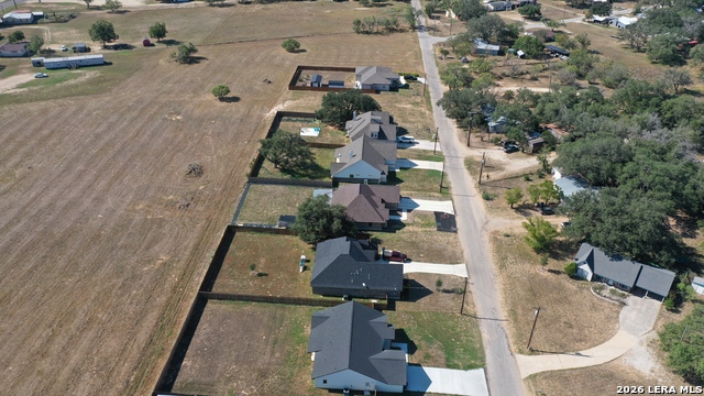1108 Devine Dr Property Photo 7