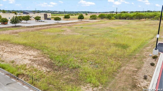 117 Windy Meadows Dr Property Photo 8