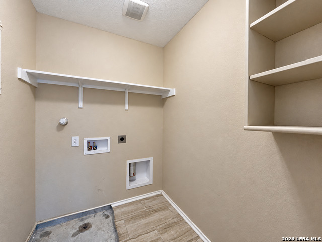 10802 Denae Drive Property Photo 45