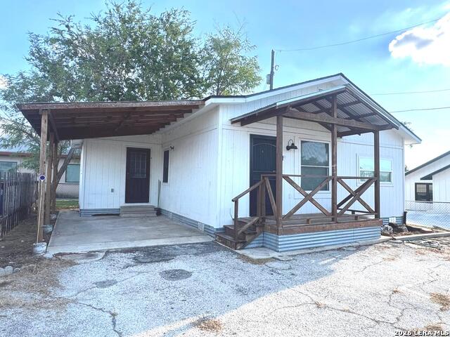 311 W Goodwin St Property Photo 2