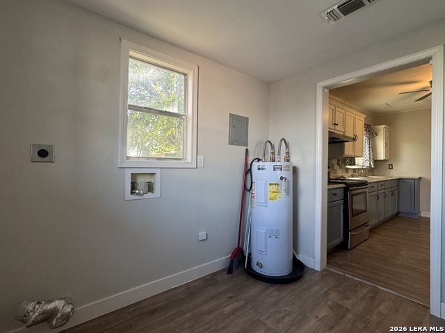 311 W Goodwin St Property Photo 8