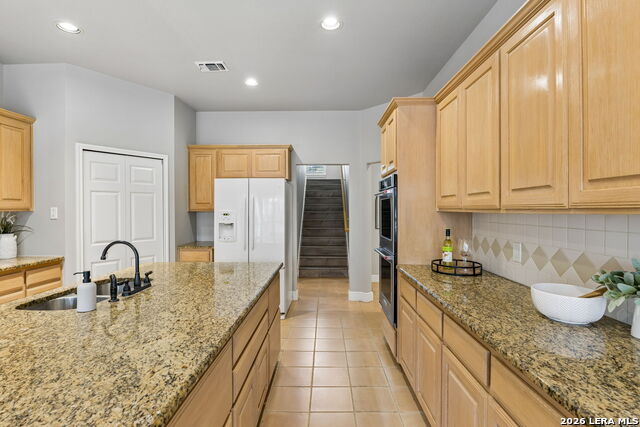 6542 Amber Oak Property Photo 18
