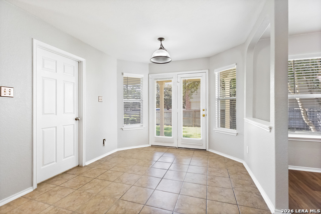 268 Donalan Dr Property Photo 9