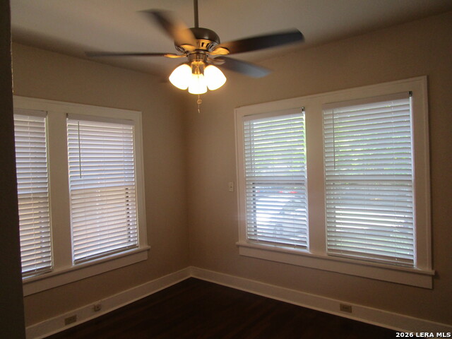 726 W Russell Pl Property Photo 12